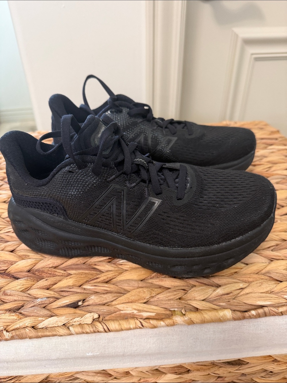 New Balance Black Mesh Athletic Sneakers
